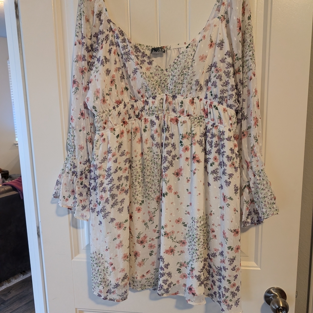 ARULA Floral Print Blouse with Ruffle Sleeves
